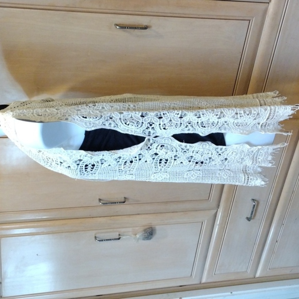 Anthropologie x Evelyn K. Crochet Split Vest Kimono Cover Up - Picture 6 of 11